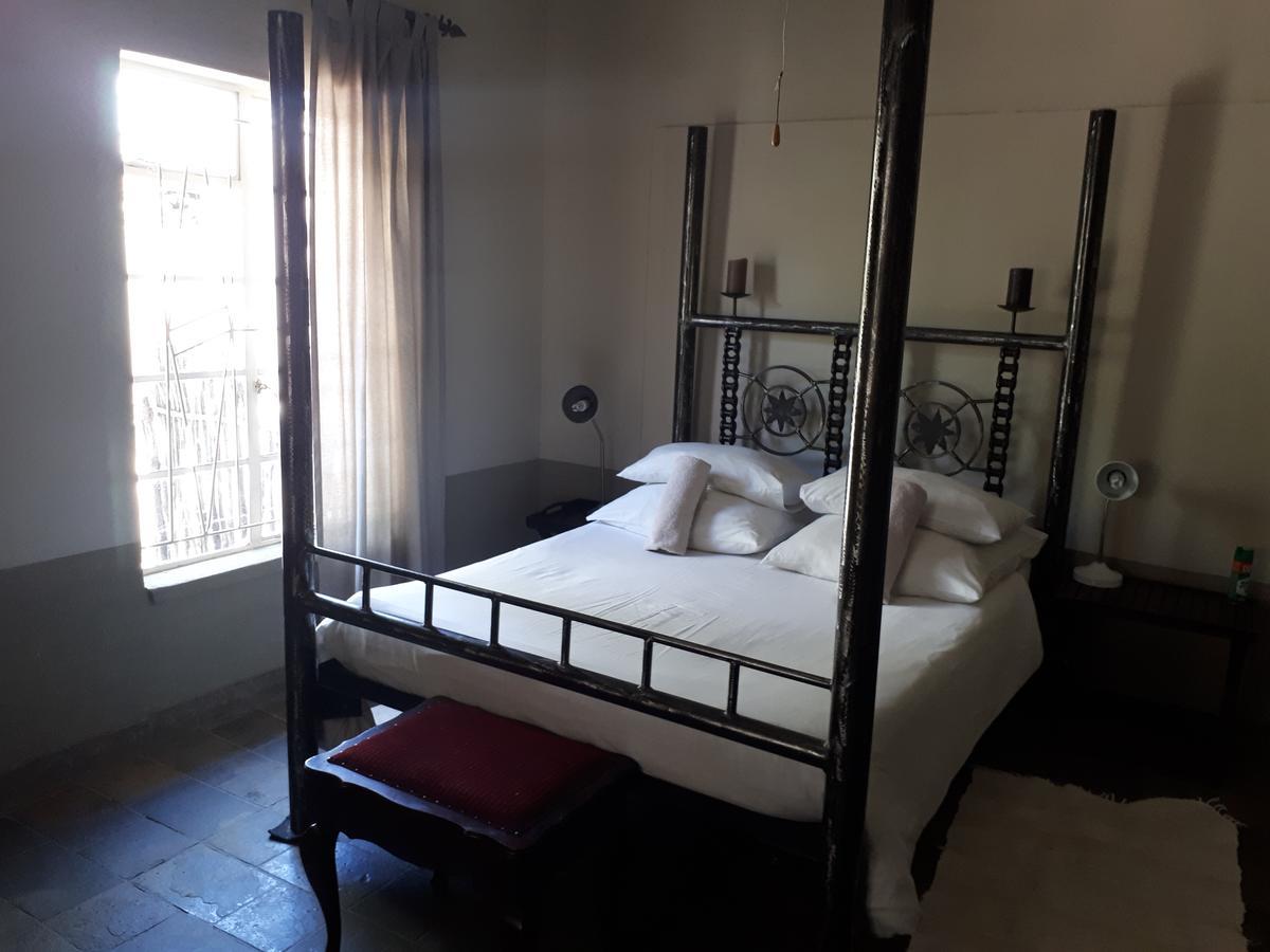 Bed and Breakfast Puccini House Windhoek Exterior foto