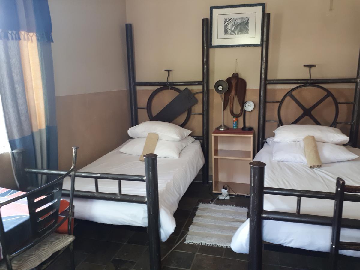 Bed and Breakfast Puccini House Windhoek Exterior foto