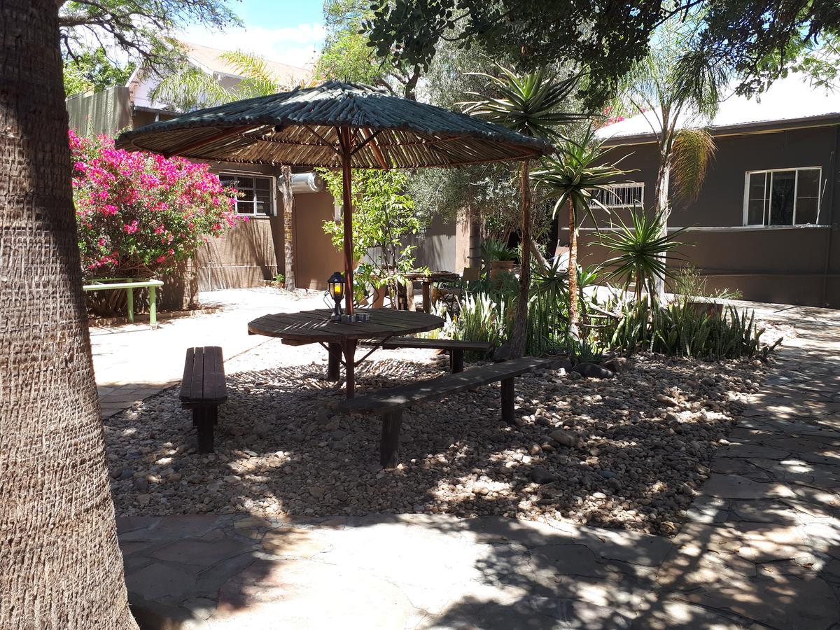 Bed and Breakfast Puccini House Windhoek Exterior foto