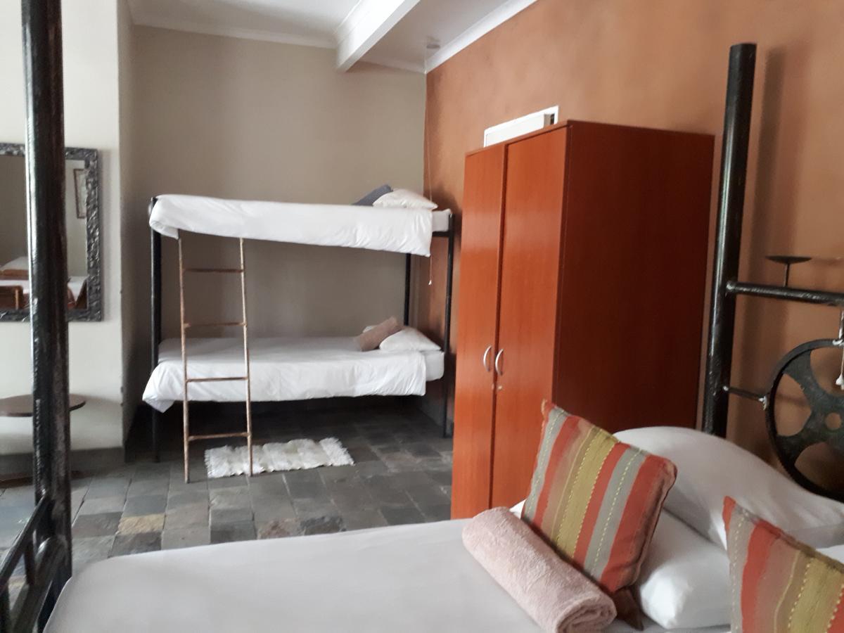 Bed and Breakfast Puccini House Windhoek Exterior foto