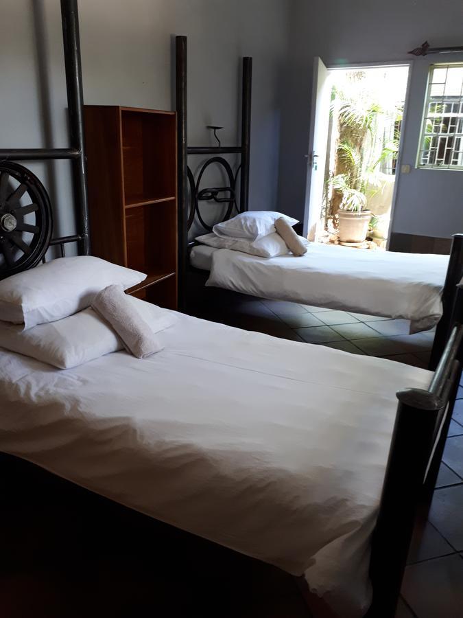 Bed and Breakfast Puccini House Windhoek Exterior foto
